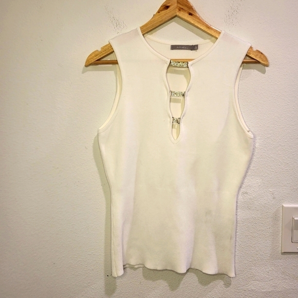 BKE Tops - White top with diamond spakle Red by BKE